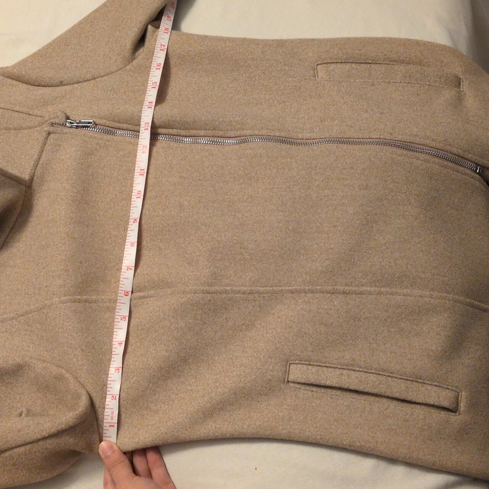 Banana Republic Tan Trench Coat - Picture 8 of 10